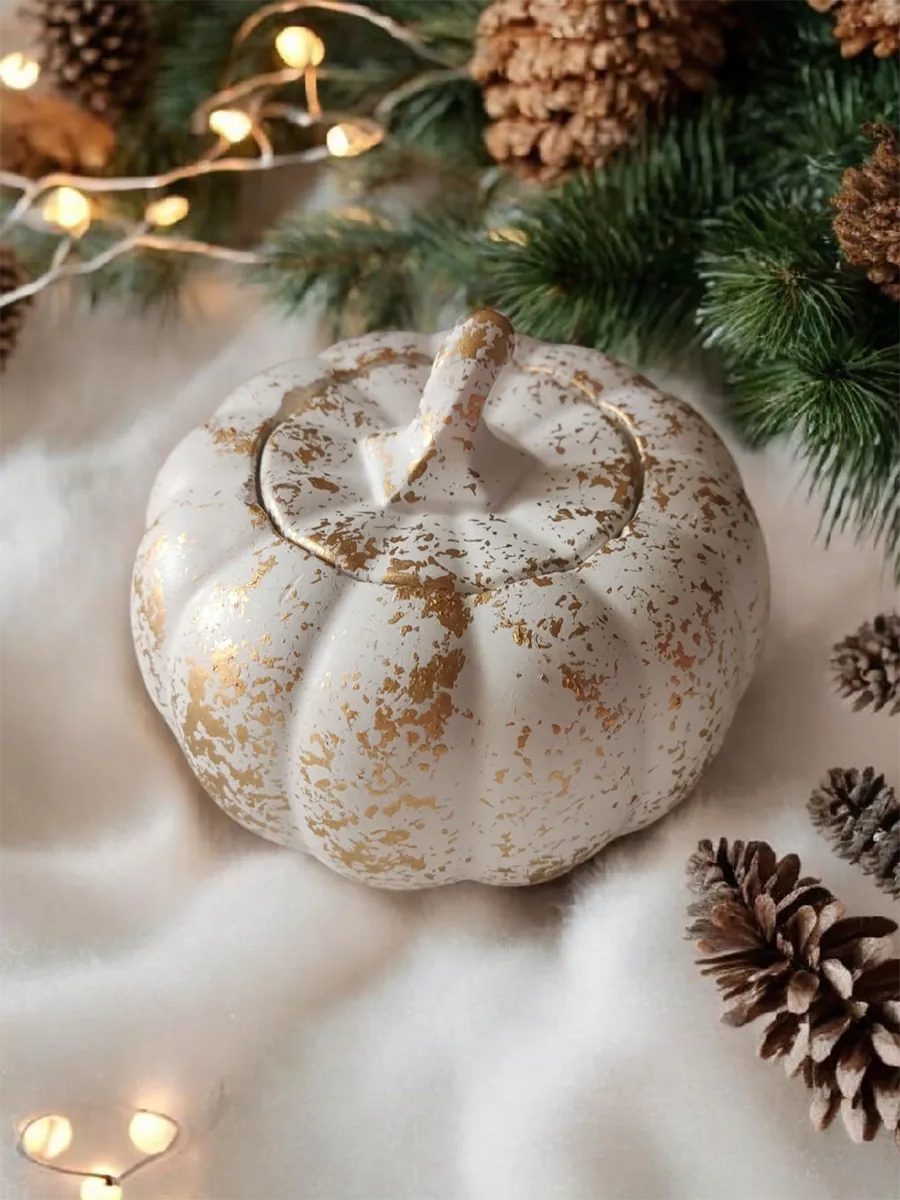 Κεραμική Κολοκύθα Διακόσμησης Λευκή με Χρυσές Πιτσιλιές | CHRISARTI