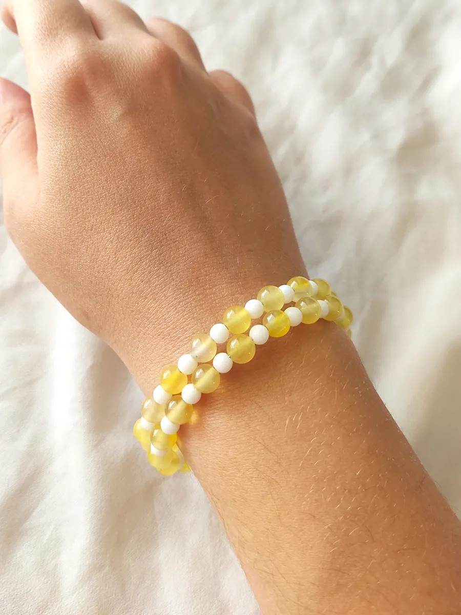 Χειροποίητο Ατσάλινο Βραχιόλι με Λευκές Πέτρες και Κίτρινο Αχάτη | CHRISARTI