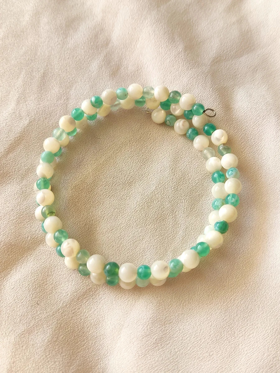 Χειροποίητο Ατσάλινο Βραχιόλι με Χάντρες από Φίλντισι και Τιρκουάζ Αχάτη | CHRISARTI