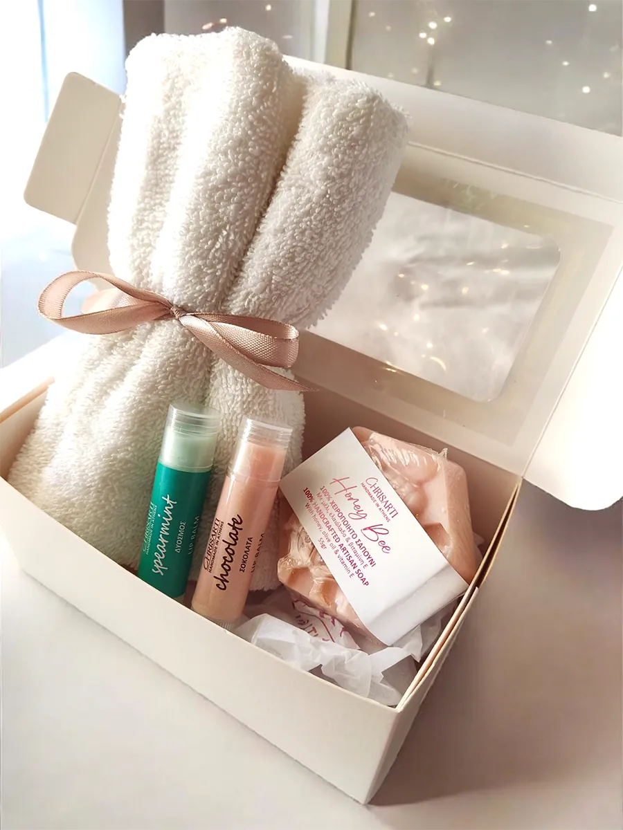 GIFTSET-0002 (1) Sweet Fresh Glow Set | 2 Lip Balms, Χειροποίητο Σαπούνι & Πετσέτα Προσώπου | CHRISARTI