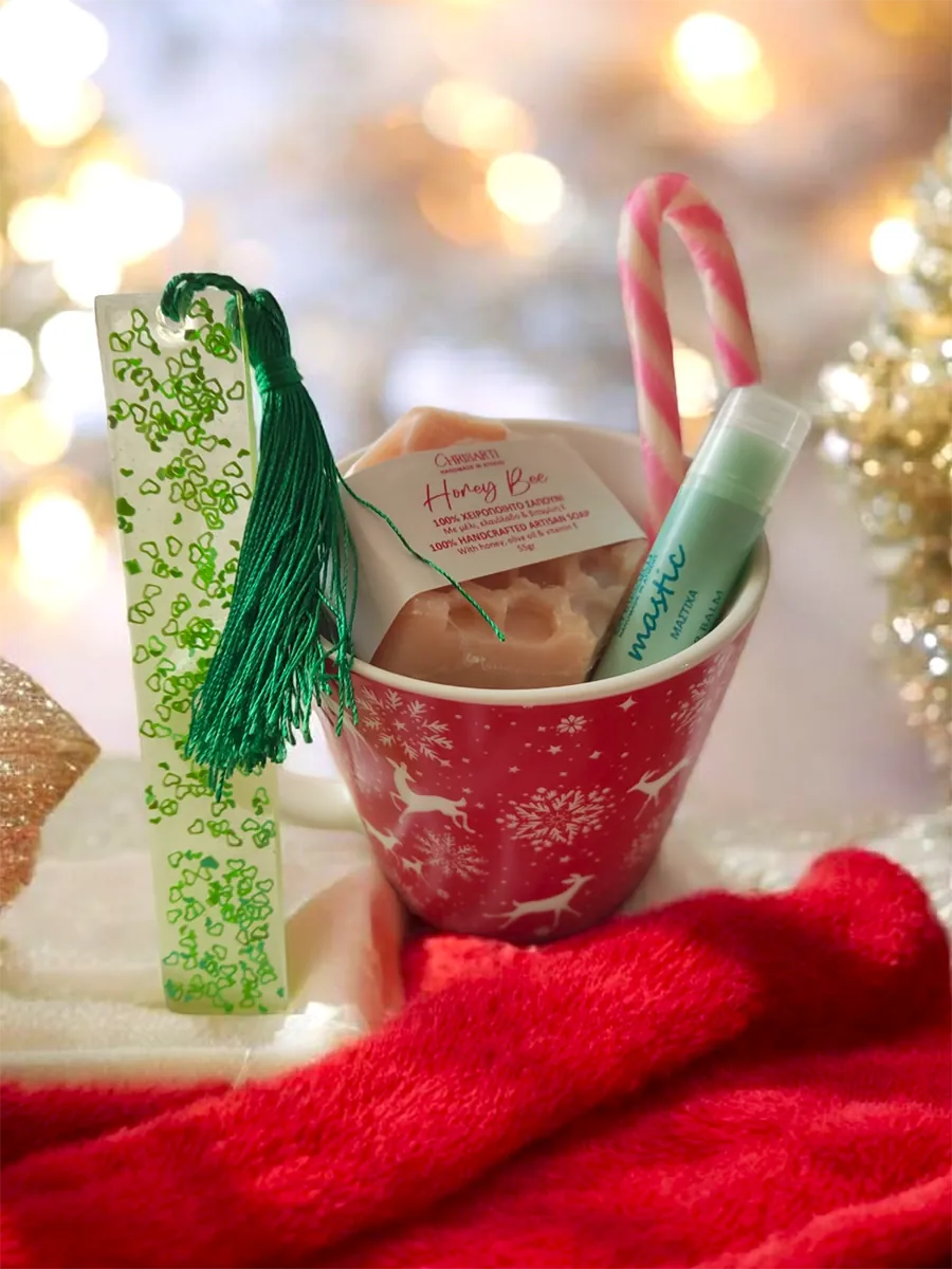 Cup of Stories XMAS Edition – Σετ Δώρου με Σελιδοδείκτη και Φυσικά Προϊόντα Περιποίησης | CHRISARTI Cup Series