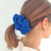 Scrunchie Λάστιχο μαλλιών μπλε ηλεκτρίκ glitter 2 μεγέθη