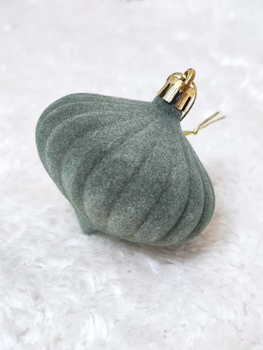 Άθραυστη Χριστουγεννιάτικη Βελούδινη Μπάλα Χακί 7εκ | CHRISARTI