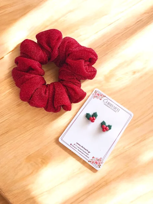 GIFTSET-0030 (2) Merry Berries Gift Set – Χριστουγεννιάτικο Σετ Δώρου με Σκουλαρίκια Γκι και Scrunchie | CHRISARTI