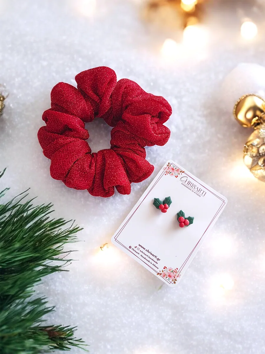 GIFTSET-0030 Merry Berries Gift Set – Χριστουγεννιάτικο Σετ Δώρου με Σκουλαρίκια Γκι και Scrunchie | CHRISARTI