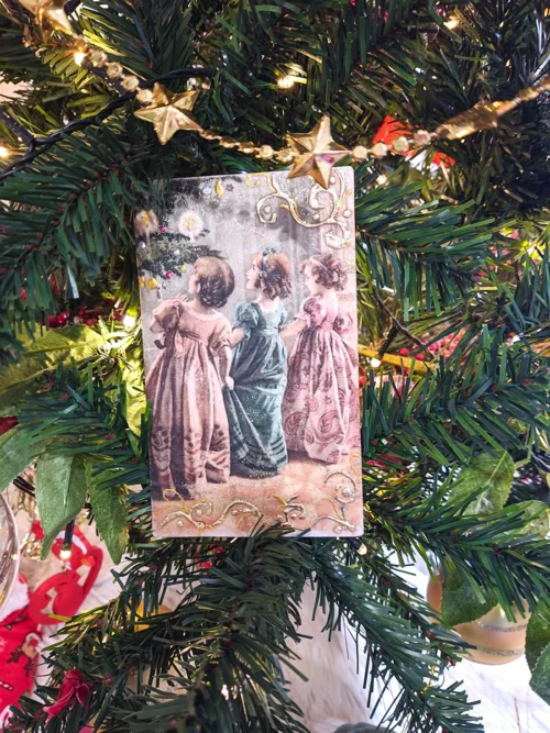 XMAS25-0026 (6) Ξύλινα Χειροποίητα Χριστουγεννιάτικα Διακοσμητικά με Vintage Εικόνες | CHRISARTI