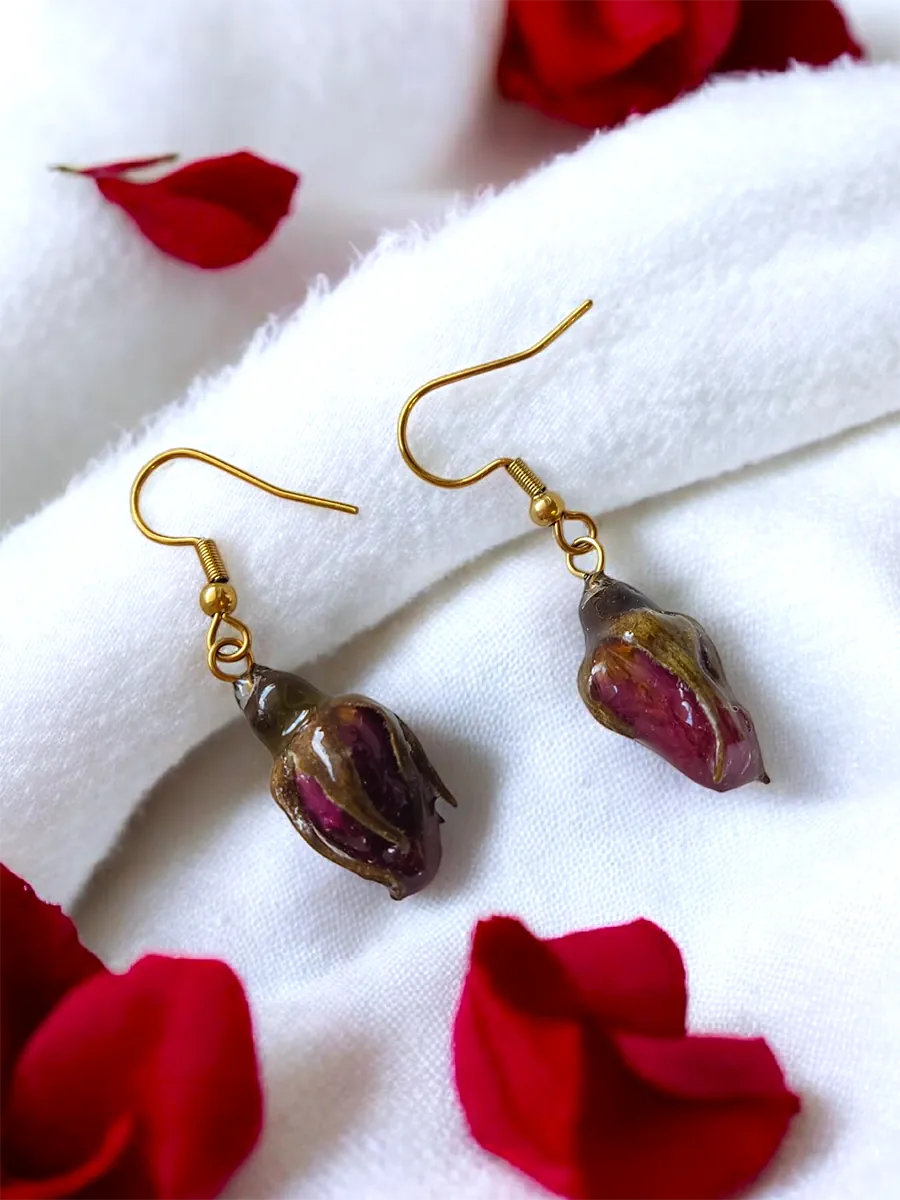 Χειροποίητα Κρεμαστά Ατσάλινα Σκουλαρίκια με Αληθινά Τριαντάφυλλα | Blossom Collection | CHRISARTI