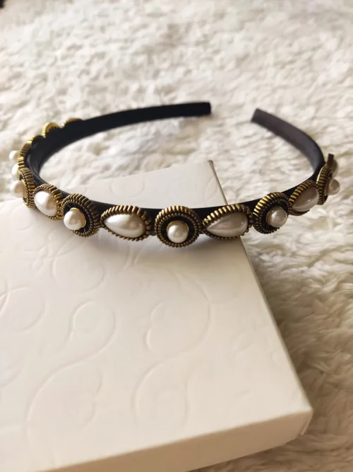 Στέκα μαλλιών με πέρλες | CHRISARTI