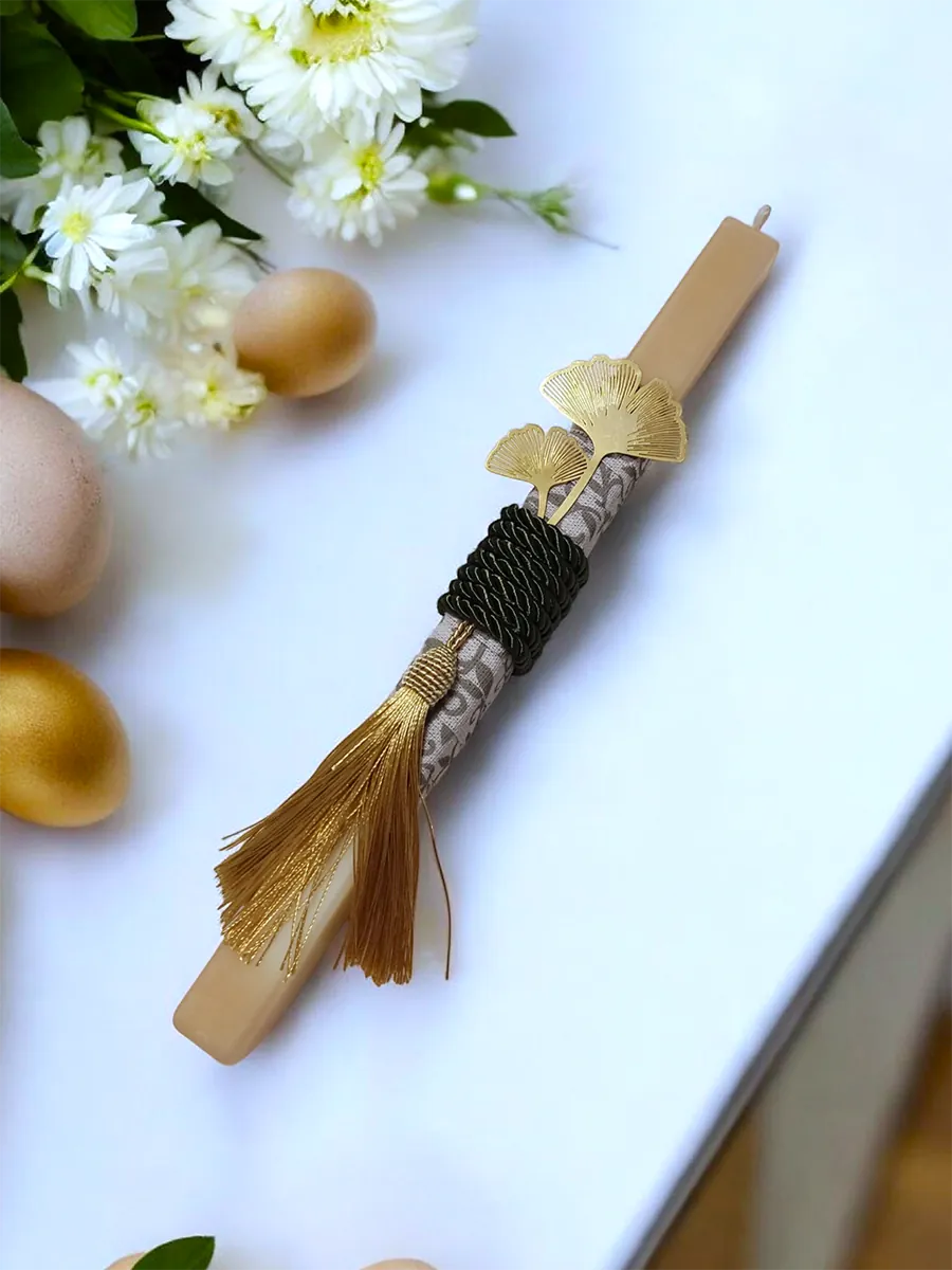 Πασχαλινή λαμπάδα με χρυσό μεταλλικό λουλούδι