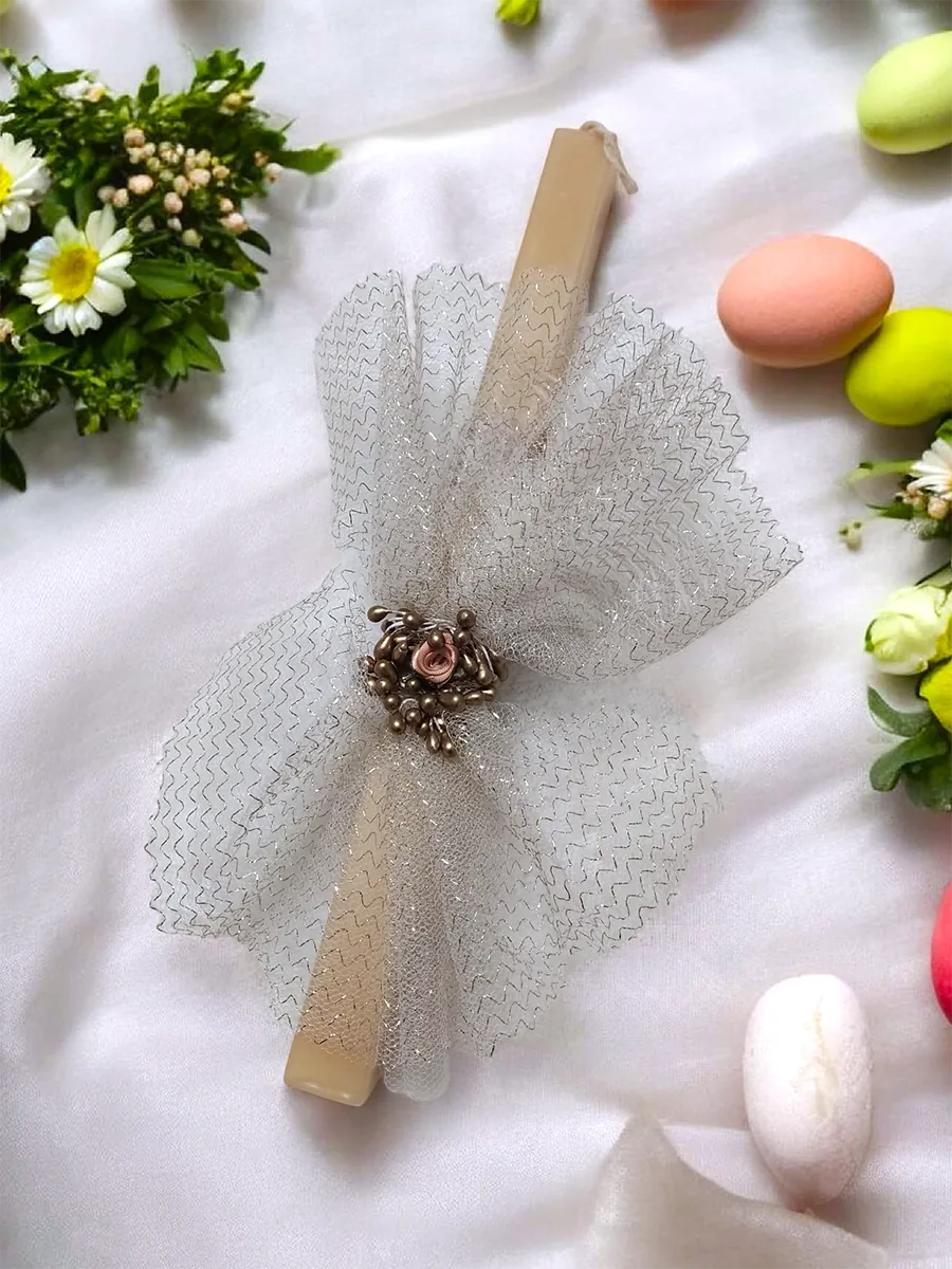 Λαμπάδα με τούλι & τριανταφυλλάκι