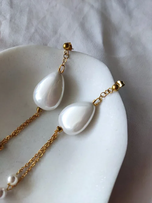 Statement Drop Earrings Calypso - Pearl White