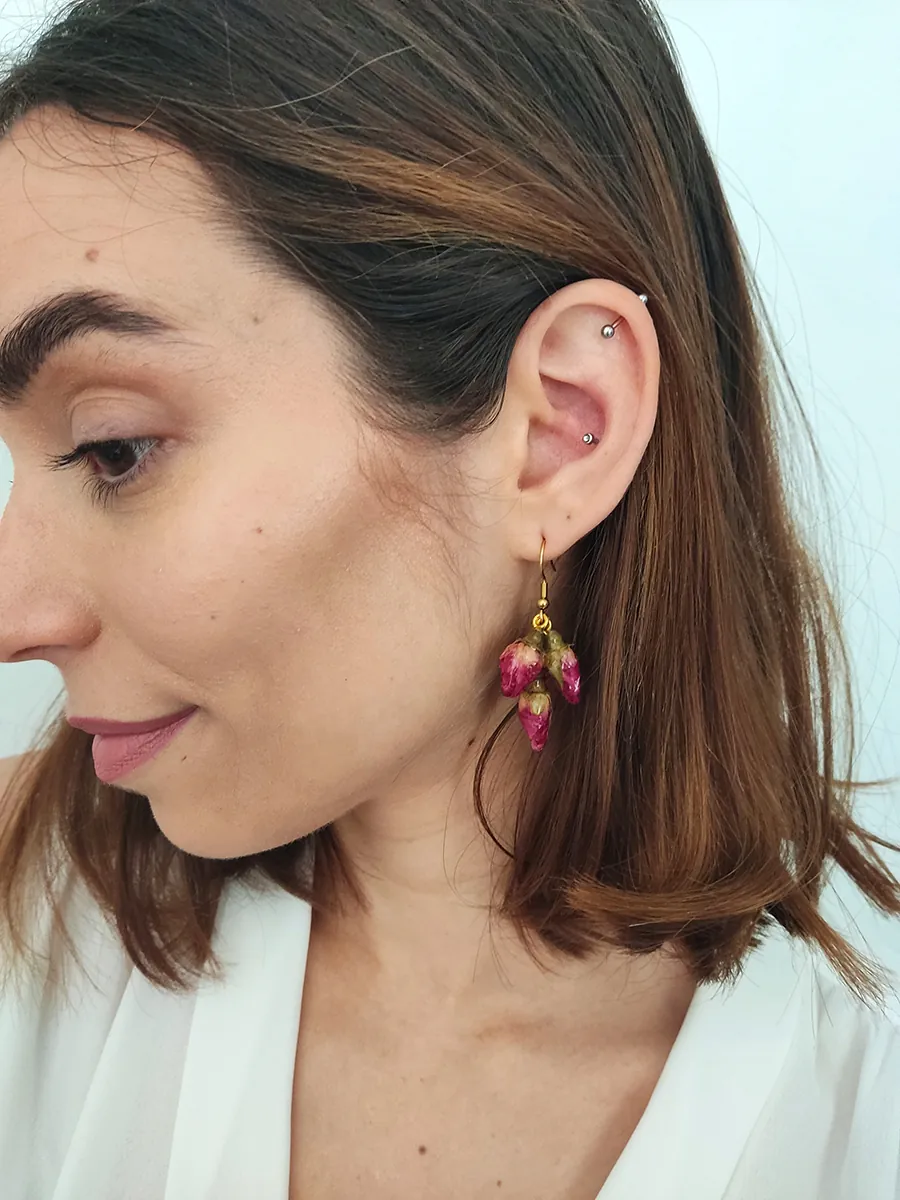 Drop Earrings Ophelia – Pink & Red Buds