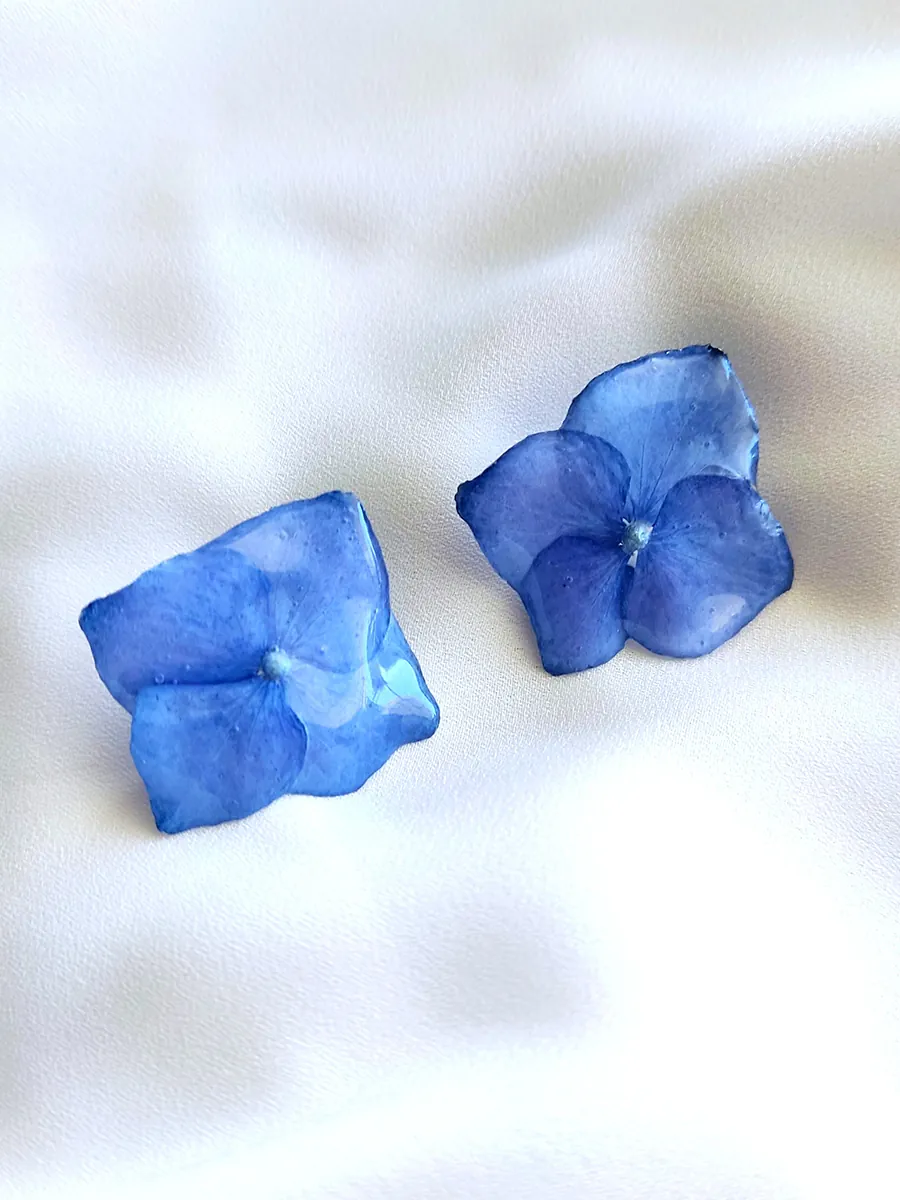 Stud Earrings Alina – Blue Romance