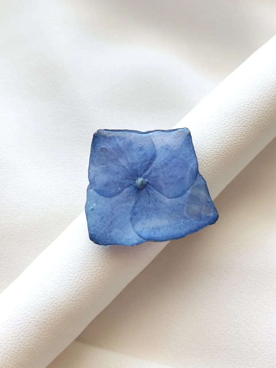 Ring Azure – Blue Hydrangea