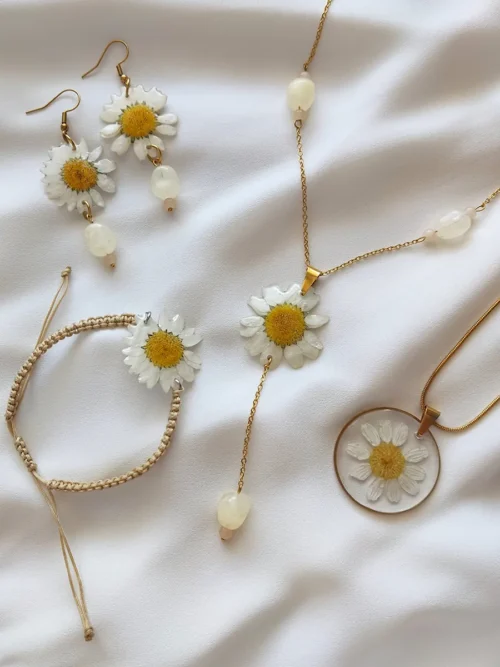 32 Statement Drop Earrings Maribel – Daisy Glow