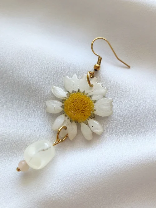 43 Statement Drop Earrings Maribel – Daisy Glow