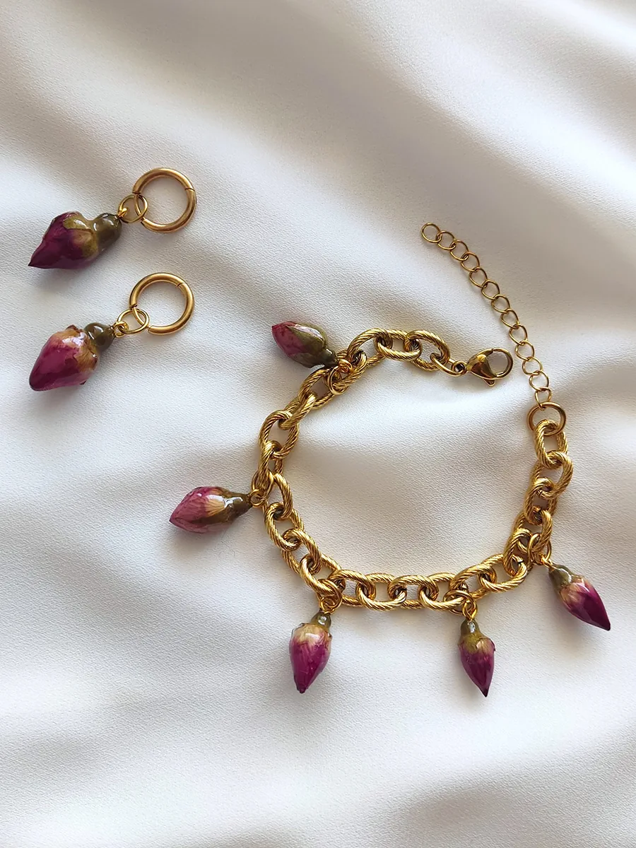 47 Drop Earrings Rosie – Rose Charm