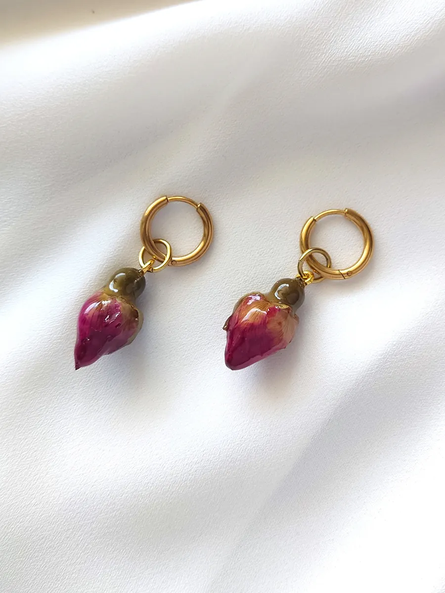 Drop Earrings Rosie – Rose Charm